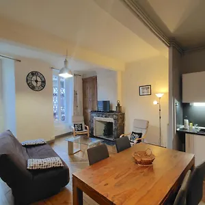 Appartement Centre-ville Pour Et Cure, Bagnères-de-Bigorre