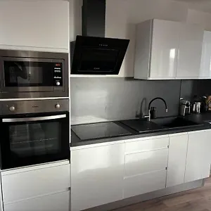 https://charmant-t2-au-coeur-de-la-ville.hotels-rhonealpes.com